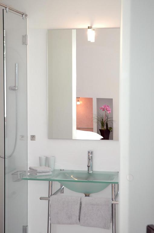 Astoria Hotel 4*