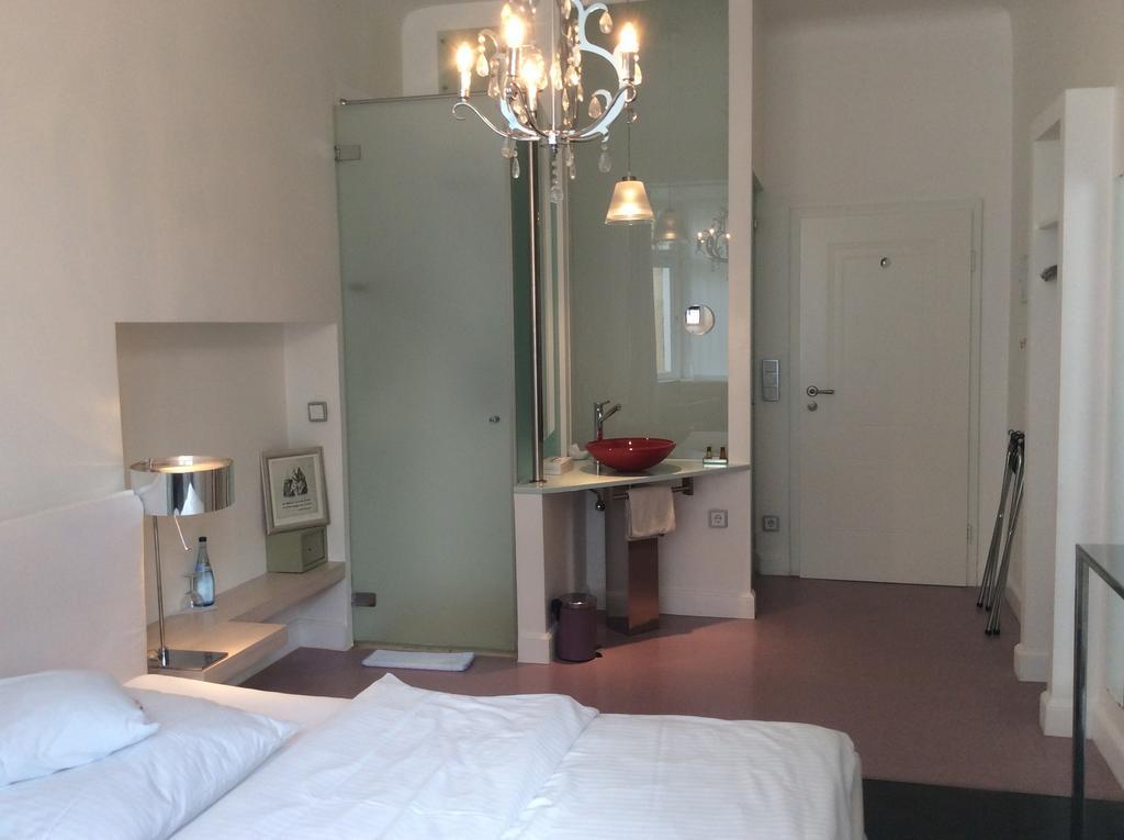 Astoria Hotel